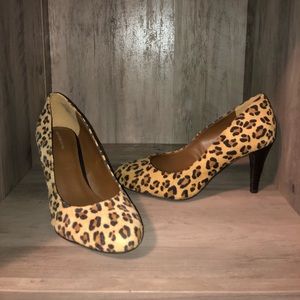 Liz Claiborne leopard suede heels